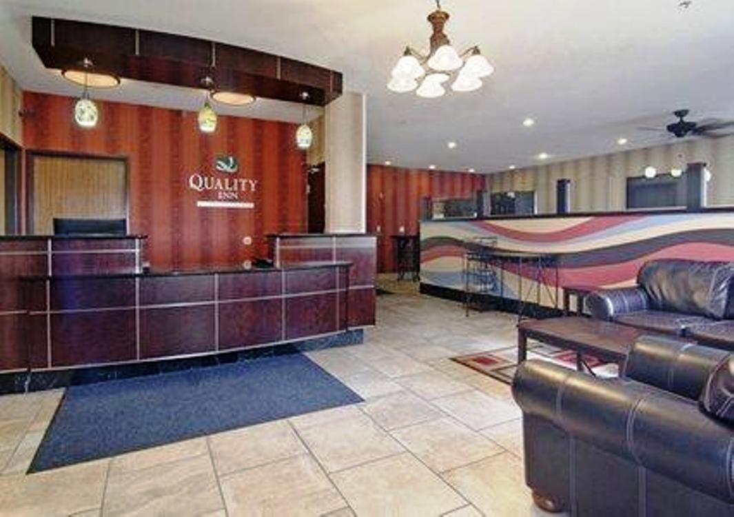 Quality Inn & Suites Mankato Ngoại thất bức ảnh