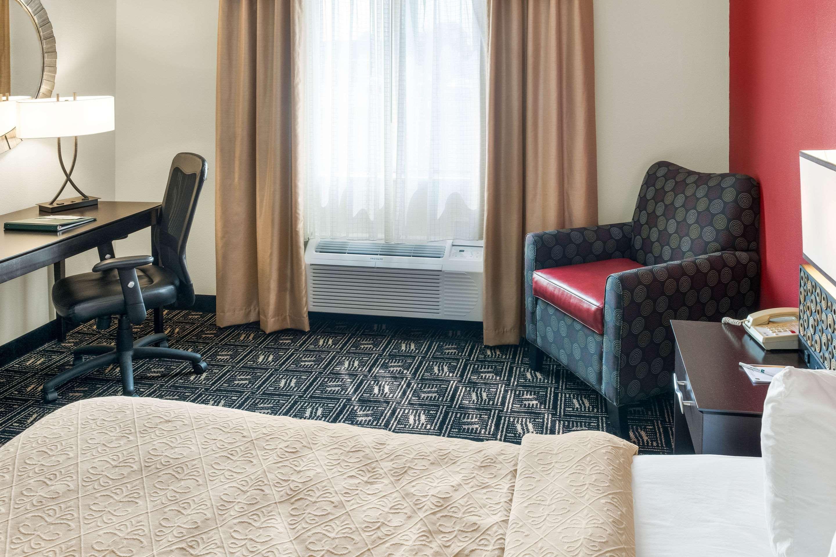 Quality Inn & Suites Mankato Ngoại thất bức ảnh
