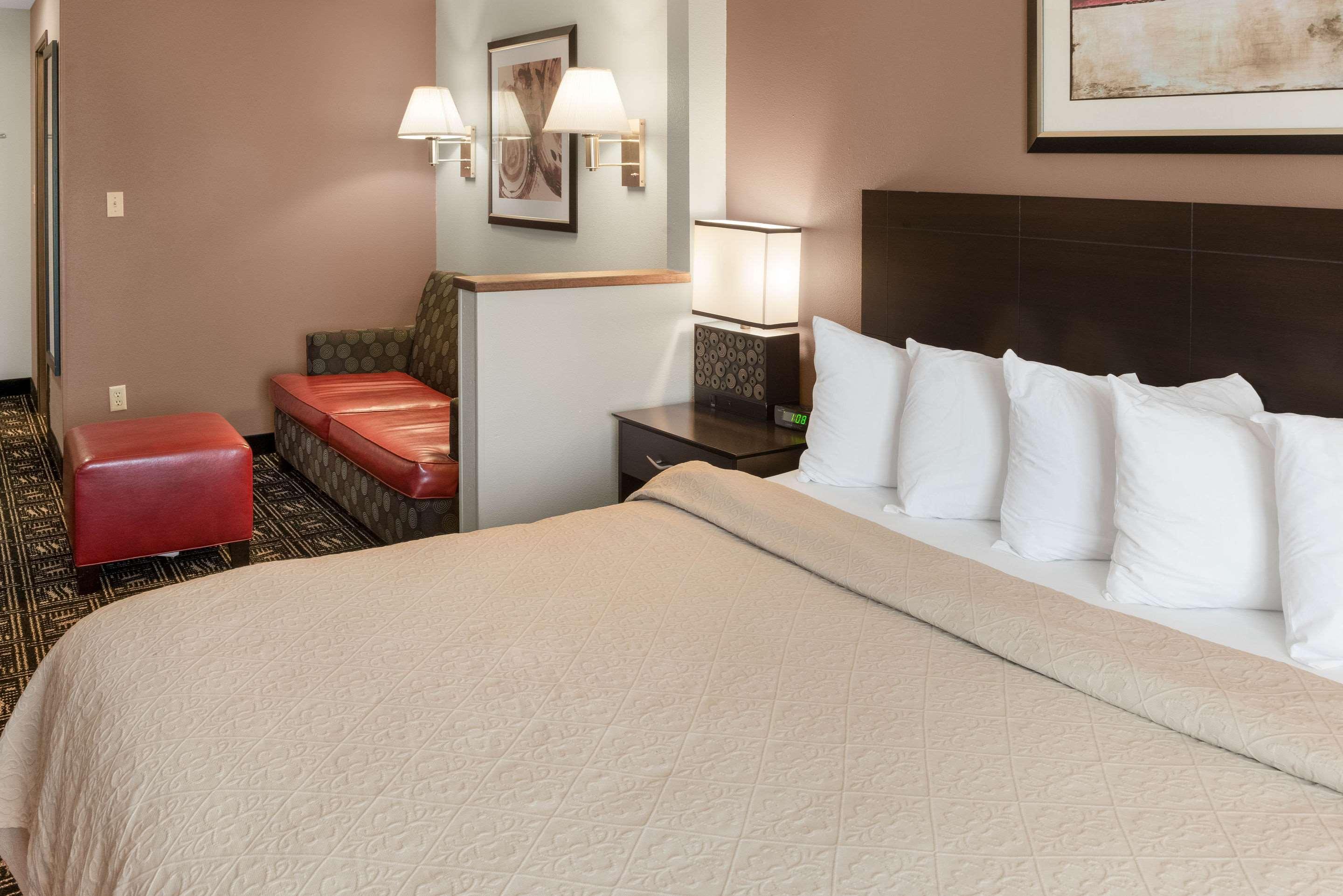 Quality Inn & Suites Mankato Ngoại thất bức ảnh