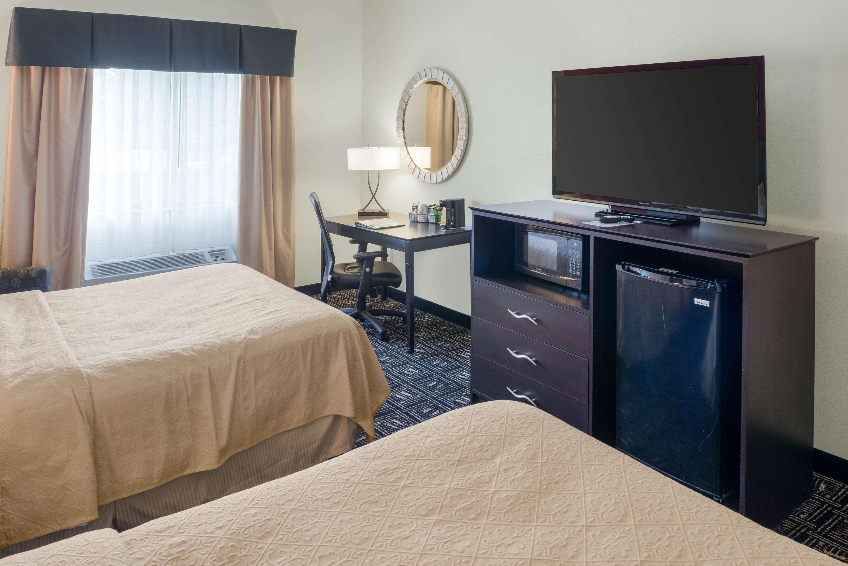 Quality Inn & Suites Mankato Ngoại thất bức ảnh